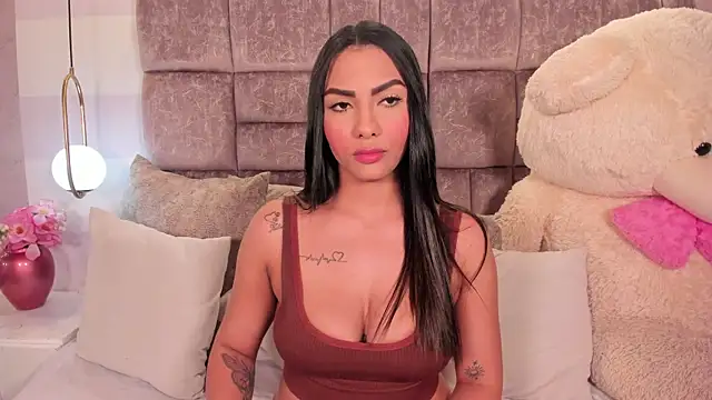 miaa quinn online show from April 1, 2:01 am