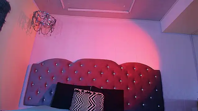 scarlett venom  online show from March 18, 8:12 pm