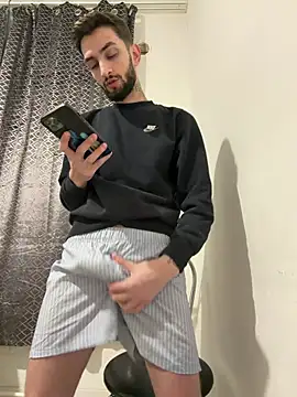 Snapshot of Juliann69Ramiro chatting on January 11, 7:19 pm Juliann69Ramiro online show from January 11, 7:19 pm