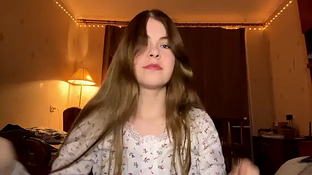 Snapshot of MaevAmy chatting on January 19, 3:27 pm MaevAmy online show from January 19, 3:27 pm