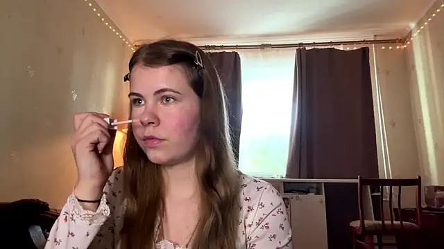 Snapshot of MaevAmy chatting on February 10, 12:42 pm MaevAmy online show from February 10, 12:42 pm