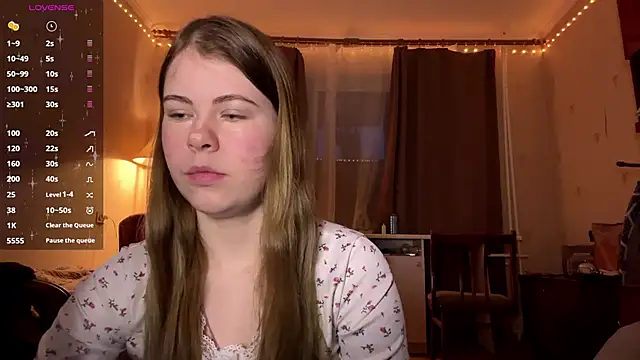 Snapshot of MaevAmy chatting on February 13, 3:08 pm MaevAmy online show from February 13, 3:08 pm