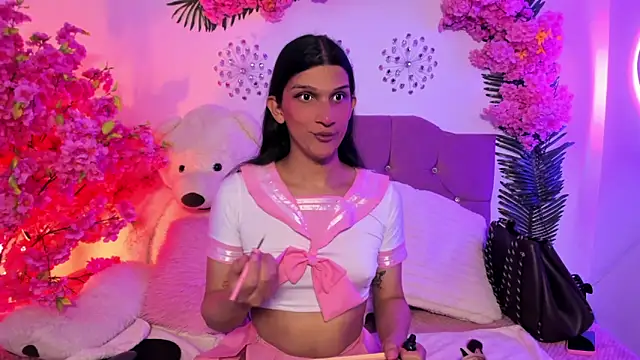 Bianca baldwin  online show from May 6, 9:42 pm
