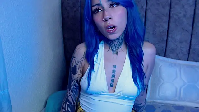 Snapshot of Aqua__bless chatting on December 17, 8:37 pm Aqua bless online show from December 17, 8:37 pm