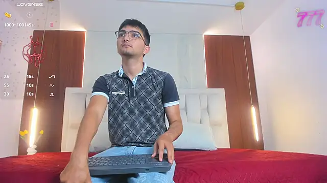 Archie 77 online show from March 31, 12:05 pm