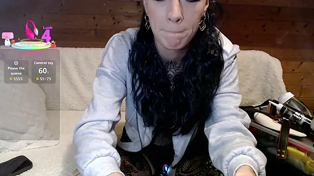 dein traumchen online show from January 18, 5:50 pm