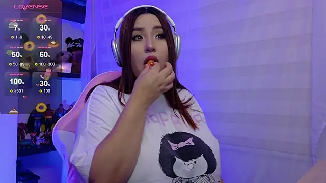DALIISS  online show from May 21, 11:01 pm