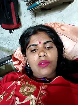 Sexy Rajkumari123 online show from April 3, 7:50 am