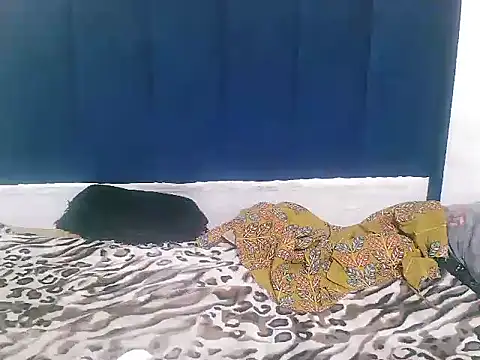 slendercupid online show from February 8, 8:01 pm