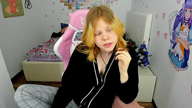 Snapshot of Soft_Flame chatting on January 10, 6:48 am Soft Flame online show from January 10, 6:48 am