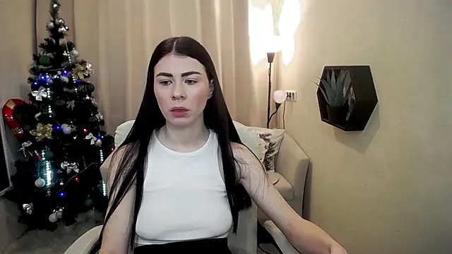 Snapshot of MilaSecret55 chatting on January 6, 7:12 am MilaSecret55 online show from January 6, 7:12 am