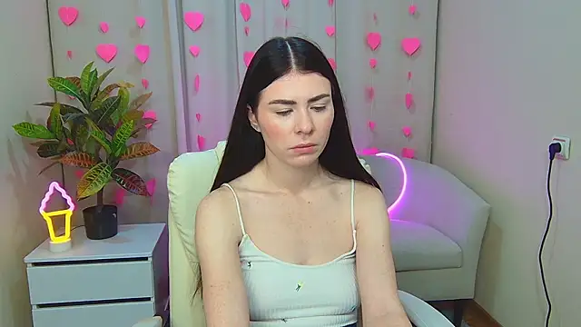 Snapshot of MilaSecret55 chatting on February 8, 7:45 am MilaSecret55 online show from February 8, 7:45 am