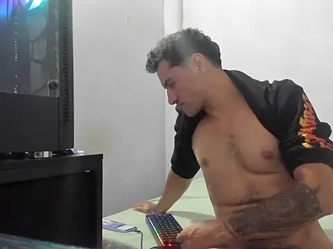 jhonduglas online show from December 19, 4:52 am