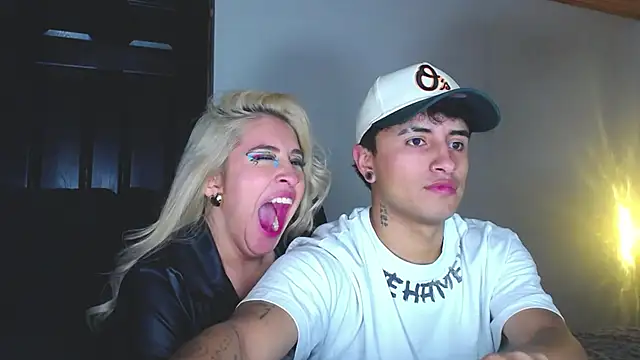 sara and jhon online show from January 17, 3:55 am