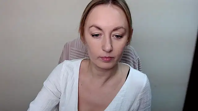 LiaSeass  online show from January 15, 11:48 am