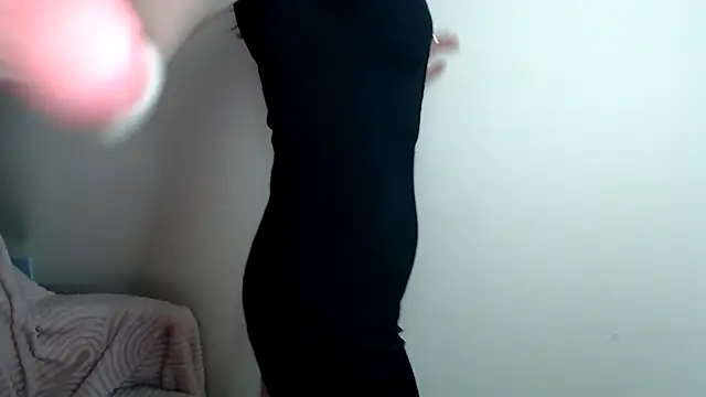 LiaSeass  online show from May 18, 12:55 pm