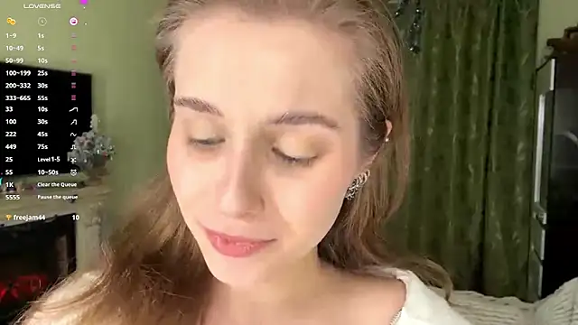 MiaBlanko online show from December 20, 7:15 am