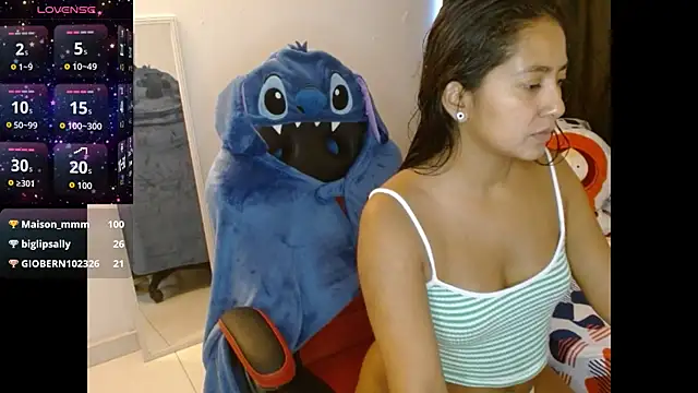 NovahPerotti online show from March 25, 10:49 pm