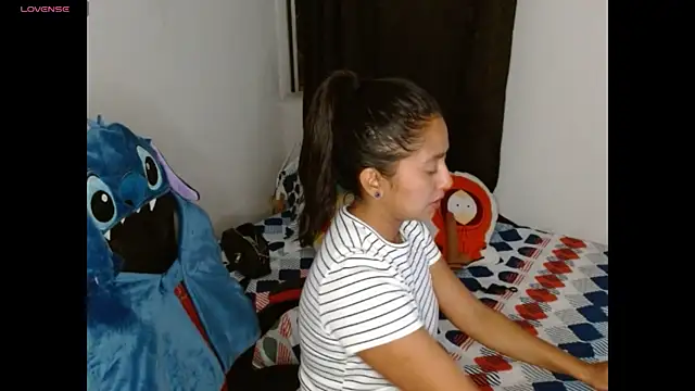 NovahPerotti online show from April 4, 9:51 am