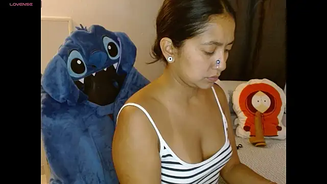 Snapshot of NovahPerotti chatting on June 5, 10:59 pm NovahPerotti online show from June 5, 10:59 pm