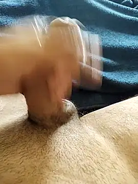 Snapshot of NUNESSW chatting on April 2, 5:10 pm NUNESSW online show from April 2, 5:10 pm