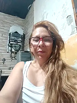 Snapshot of cari75 chatting on February 13, 7:43 pm cari75 online show from February 13, 7:43 pm