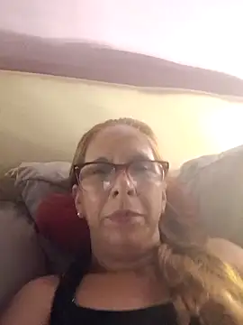 Snapshot of cari75 chatting on February 19, 2:40 am cari75 online show from February 19, 2:40 am