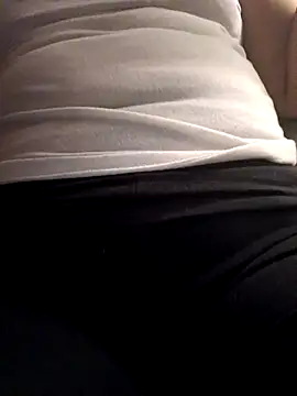 Snapshot of cari75 chatting on March 8, 5:22 am cari75 online show from March 8, 5:22 am