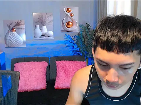 dylan hardfucker online show from February 20, 1:33 pm