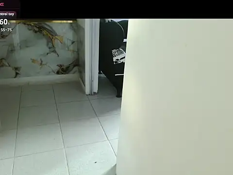 Snapshot of Mely_Foxxter chatting on March 4, 8:59 pm Mely Foxxter online show from March 4, 8:59 pm