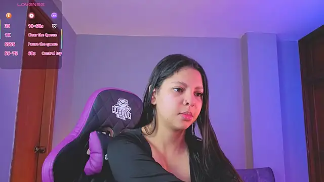 Snapshot of melanimorgan1 chatting on March 31, 4:35 am melanimorgan1 online show from March 31, 4:35 am