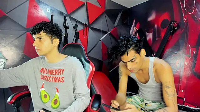 Hot Boys Without Limits online show from January 8, 4:04 am