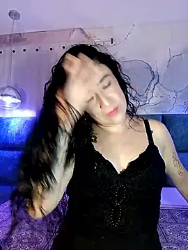 Snapshot of Victoria01_ chatting on February 3, 2:53 am Victoria01 online show from February 3, 2:53 am