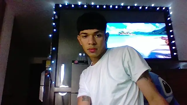 Glen connor 11 online show from December 16, 1:27 pm