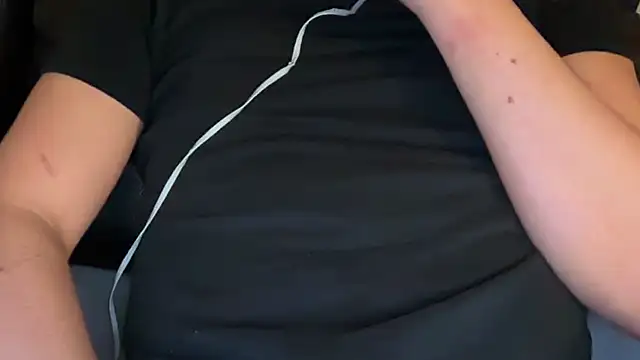 Snapshot of veinpill666 chatting on April 4, 12:09 am veinpill666 online show from April 4, 12:09 am