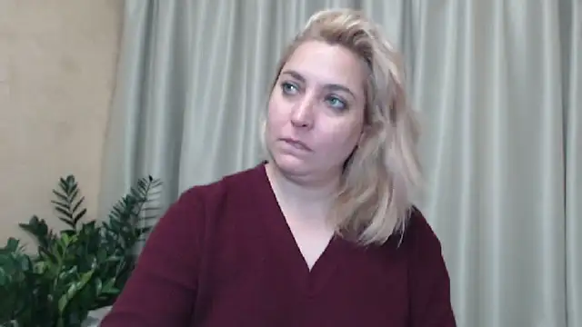 sweetpussy13 online show from December 7, 10:23 am