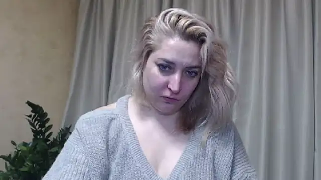 sweetpussy13 online show from February 25, 6:36 am