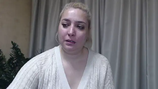 sweetpussy13 online show from November 5, 7:30 am