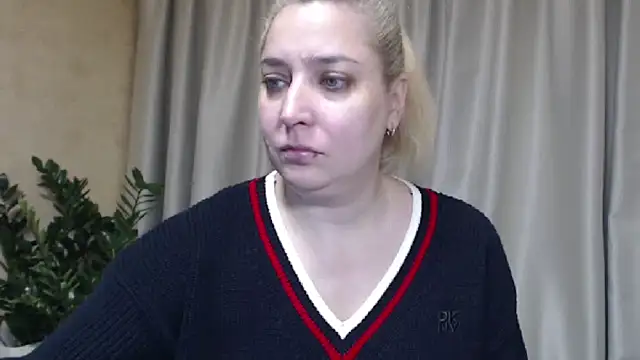 sweetpussy13 online show from November 10, 8:57 am