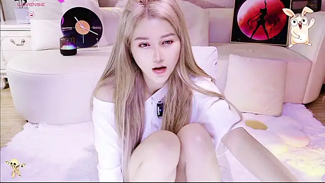 znsbsvdqw264 online show from December 19, 4:19 am