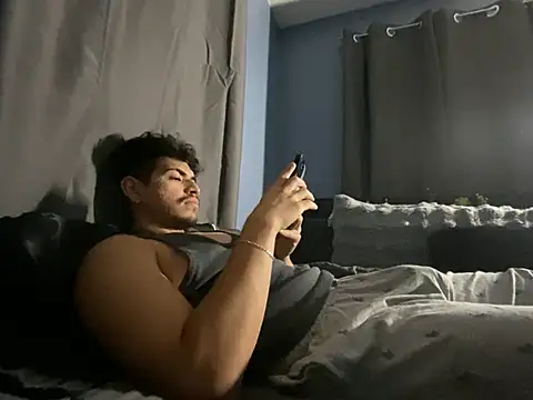 Snapshot of Playboy-Ever chatting on July 3, 3:46 am Playboy-Ever online show from July 3, 3:46 am
