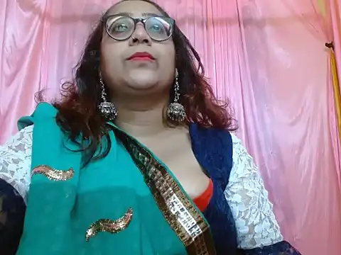 MISTI KOLK online show from January 7, 8:50 am