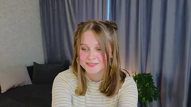 OpalEternis online show from April 21, 12:55 pm