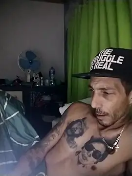 Snapshot of Popeye4209 chatting on April 6, 4:46 am Popeye4209 online show from April 6, 4:46 am