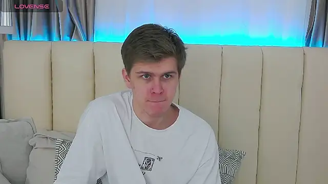 NickJohnas online show from January 15, 4:50 am