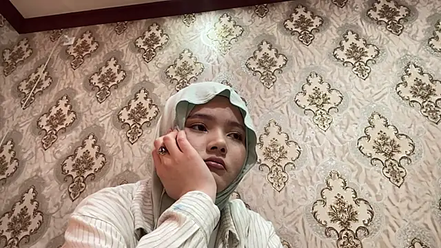 Katepleaurxo online show from February 19, 7:37 am