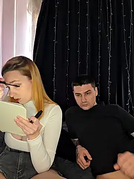 FoxyToxy online show from December 18, 3:12 am