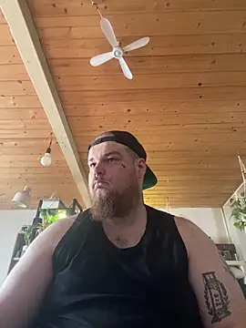 YoursxTruly online show from February 16, 11:06 am