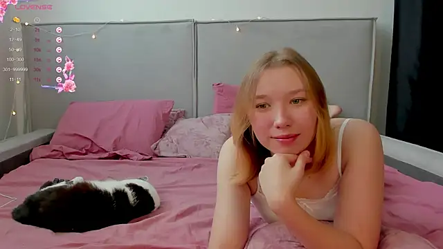 Snapshot of Agatha_Mayson chatting on February 27, 7:08 am Agatha Mayson online show from February 27, 7:08 am