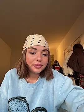 SilkyMira online show from January 18, 2:54 pm